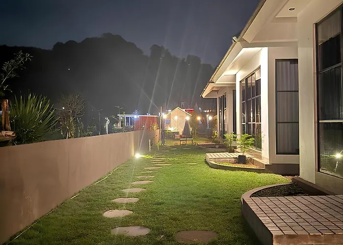 La Danu Lodge *
